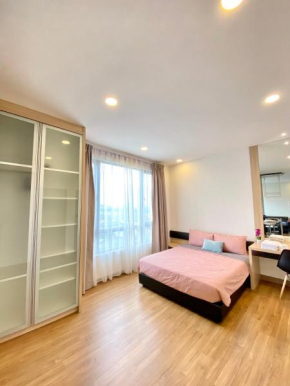 Dream Suite 2 - Landmark Residence 1, High Floor, KLCCview, Nice view, WiFi & TvBox